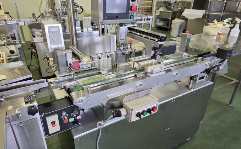 お茶羊羹　蓋しめ機